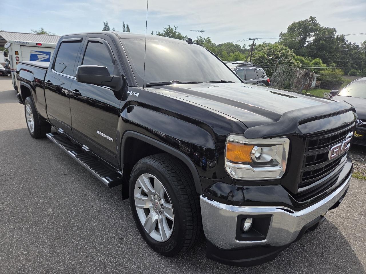 GMC Sierra 1500 SLE Crew Cab Short Box 4WD 2014