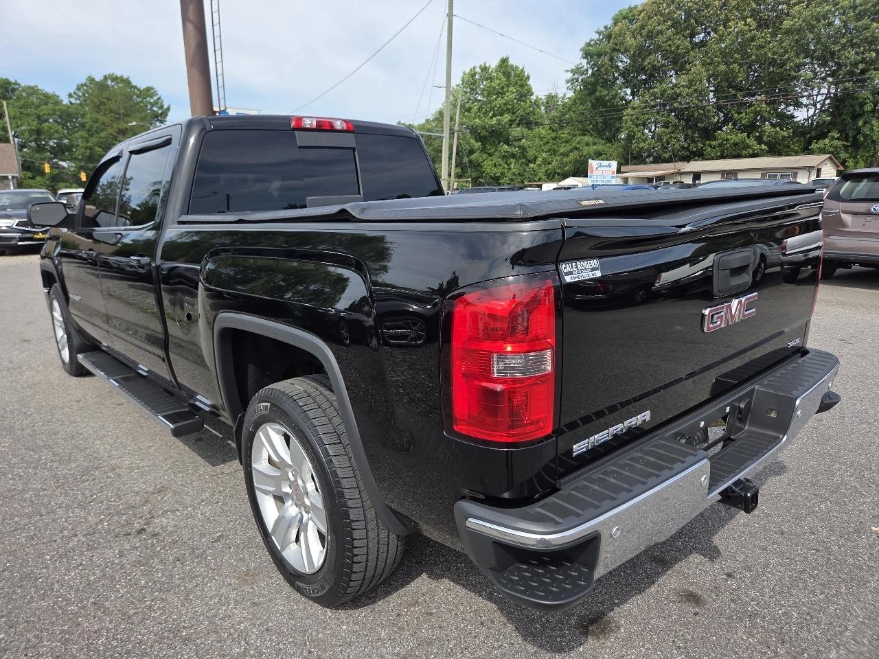 GMC Sierra 1500 SLE Crew Cab Short Box 4WD 2014