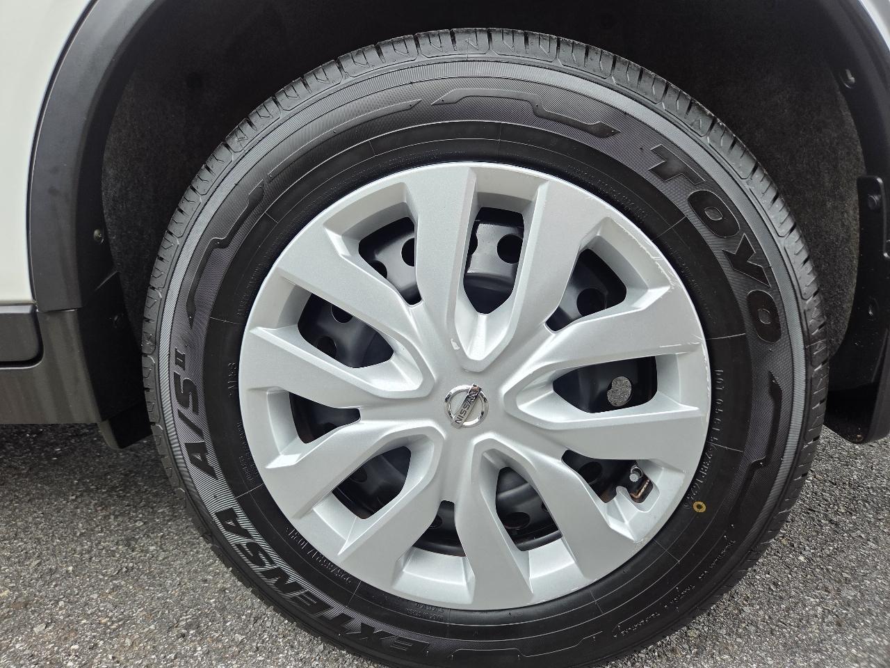 Nissan Rogue SV AWD 2015