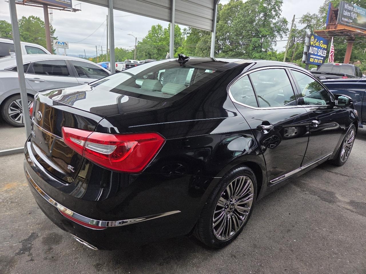 Kia Cadenza Sedan 2014