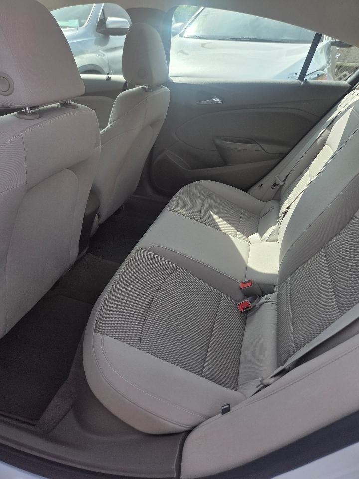 Chevrolet Cruze LS Auto 2017