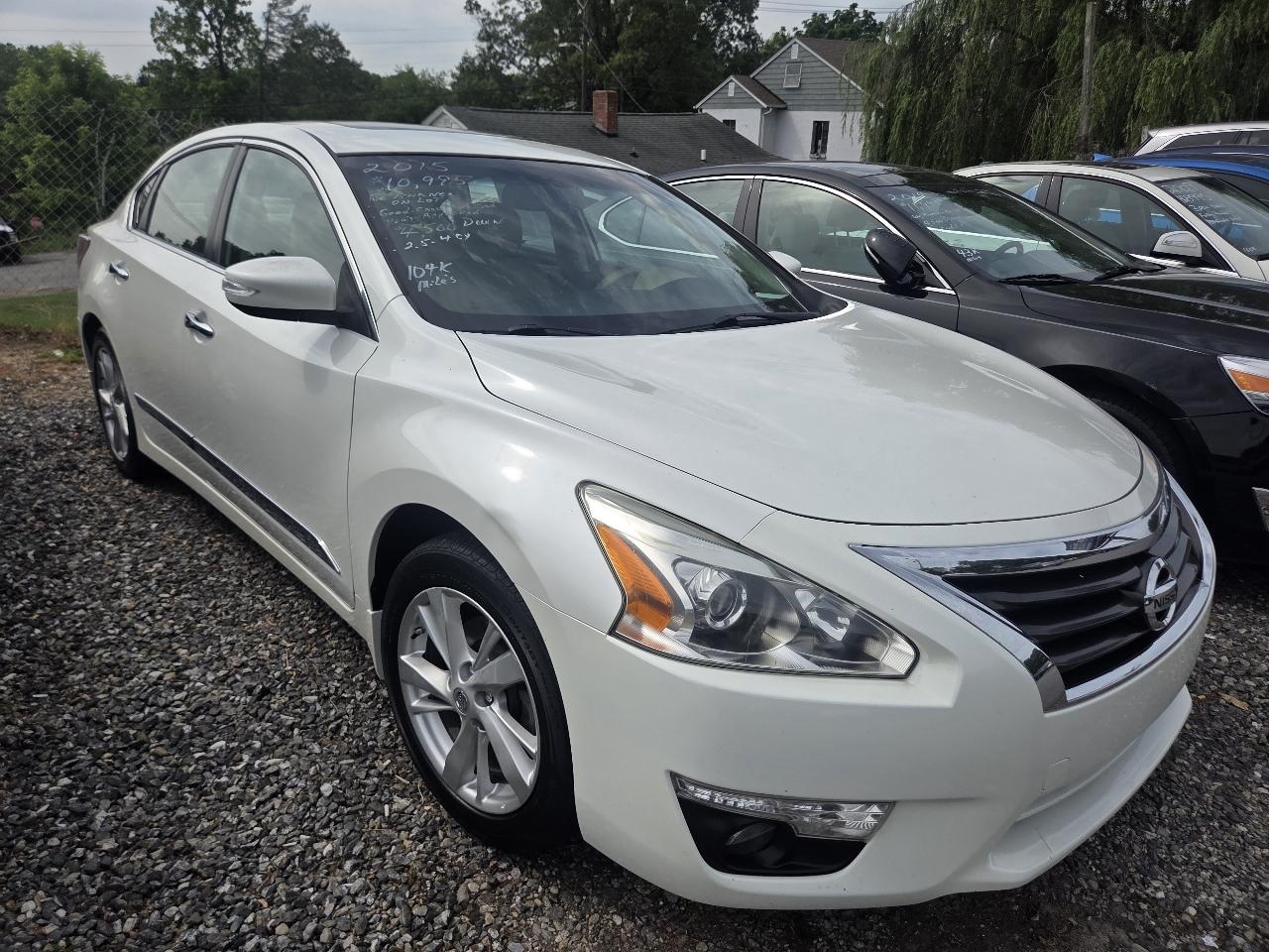 Nissan Altima 2.5 SV 2015