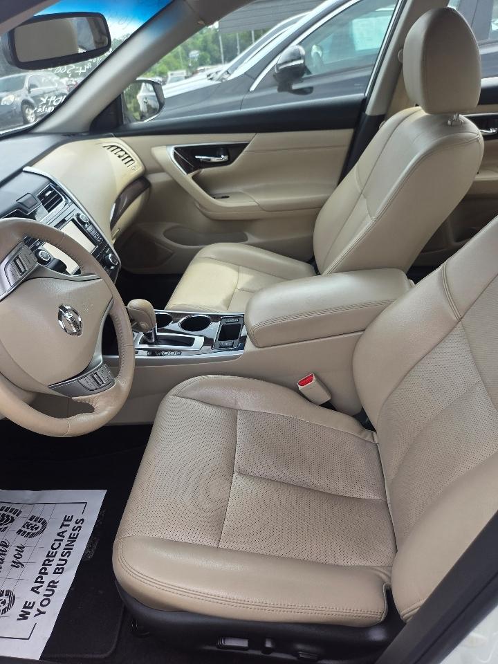 Nissan Altima 2.5 SV 2015