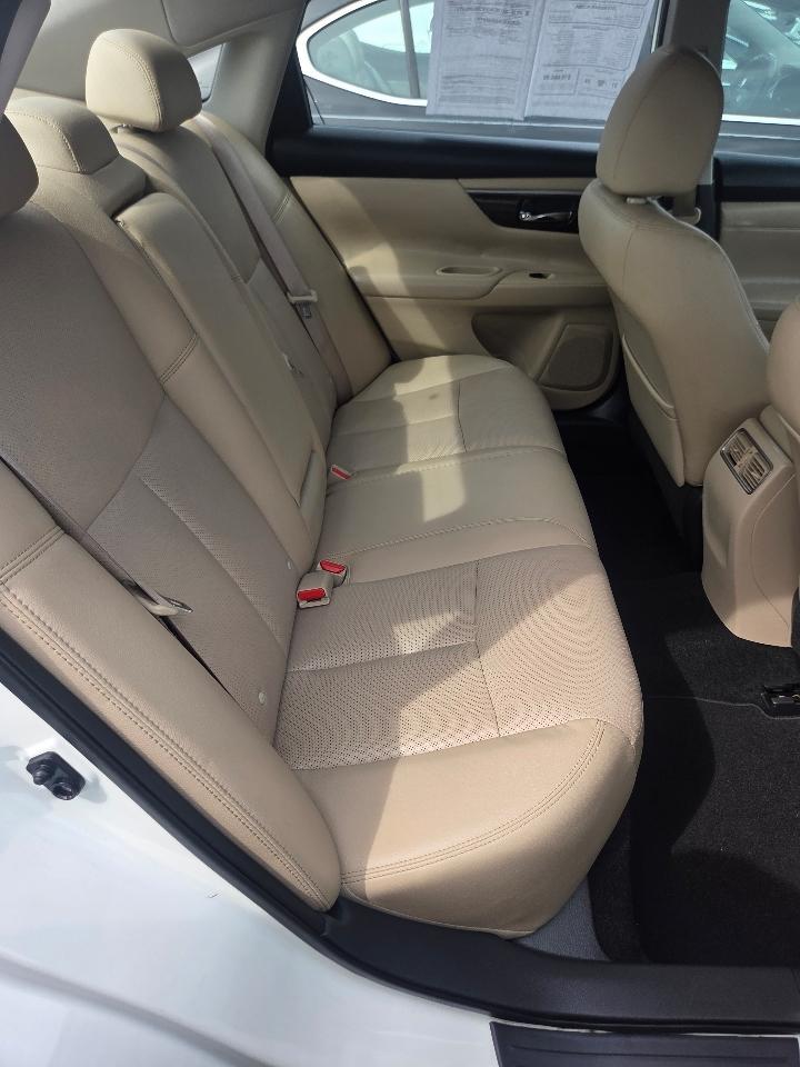 Nissan Altima 2.5 SV 2015
