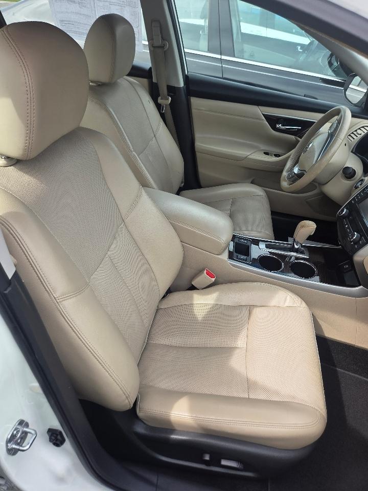 Nissan Altima 2.5 SV 2015