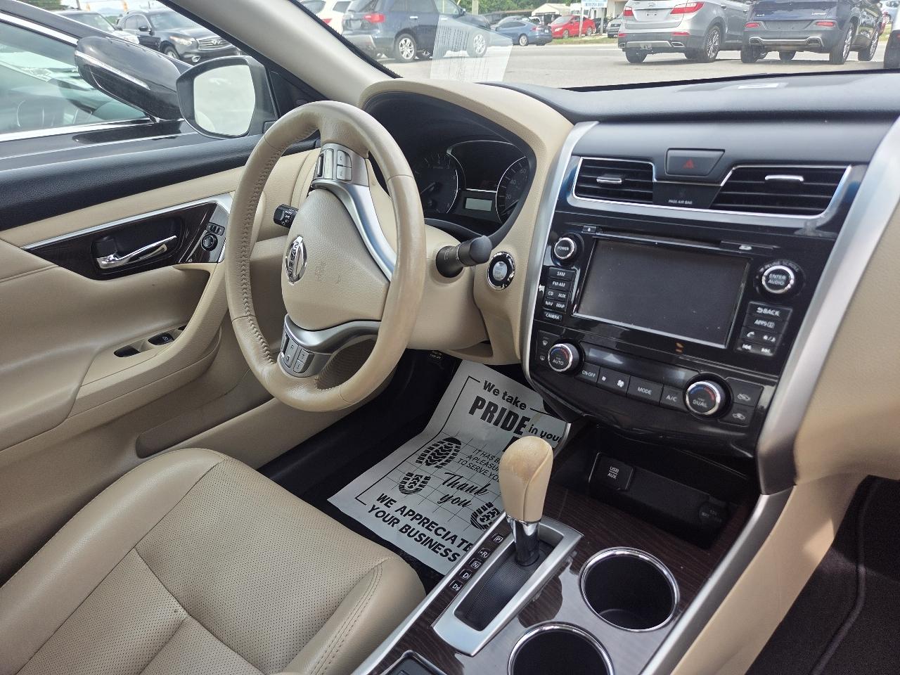 Nissan Altima 2.5 SV 2015