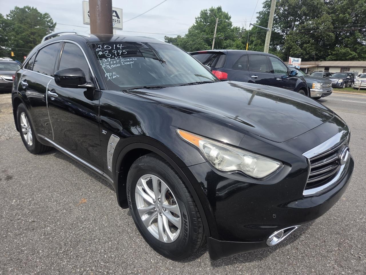 Infiniti QX70 Base 2014