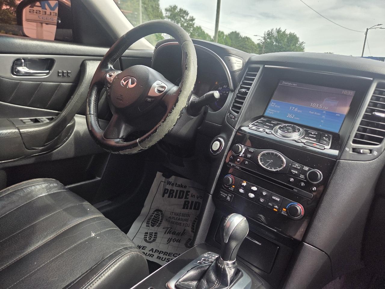 Infiniti QX70 Base 2014