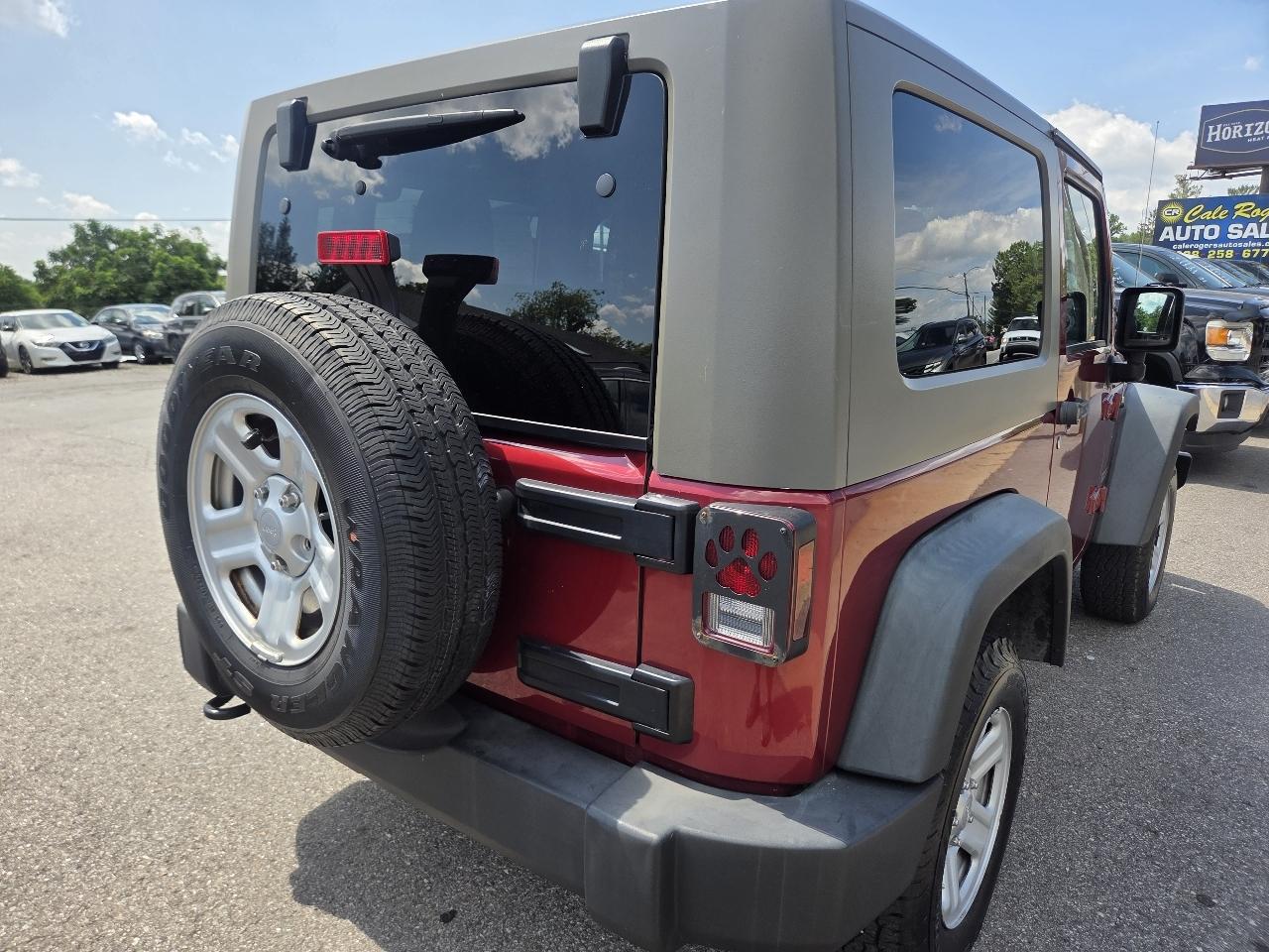 Jeep Wrangler Sport 4WD 2012