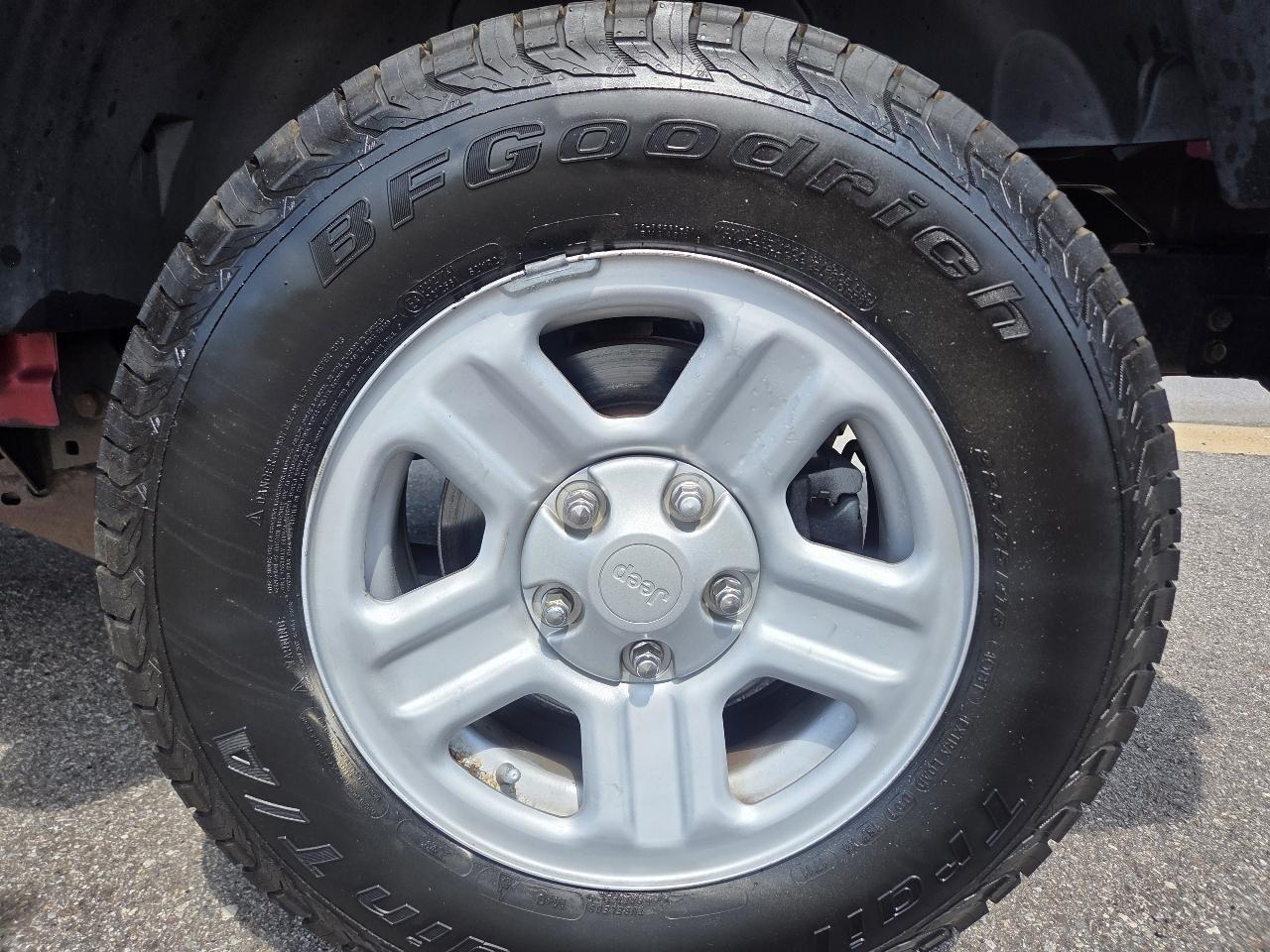 Jeep Wrangler Sport 4WD 2012