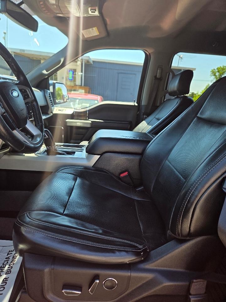 Ford F-150 Lariat SuperCrew 5.5-ft. Bed 4WD 2016