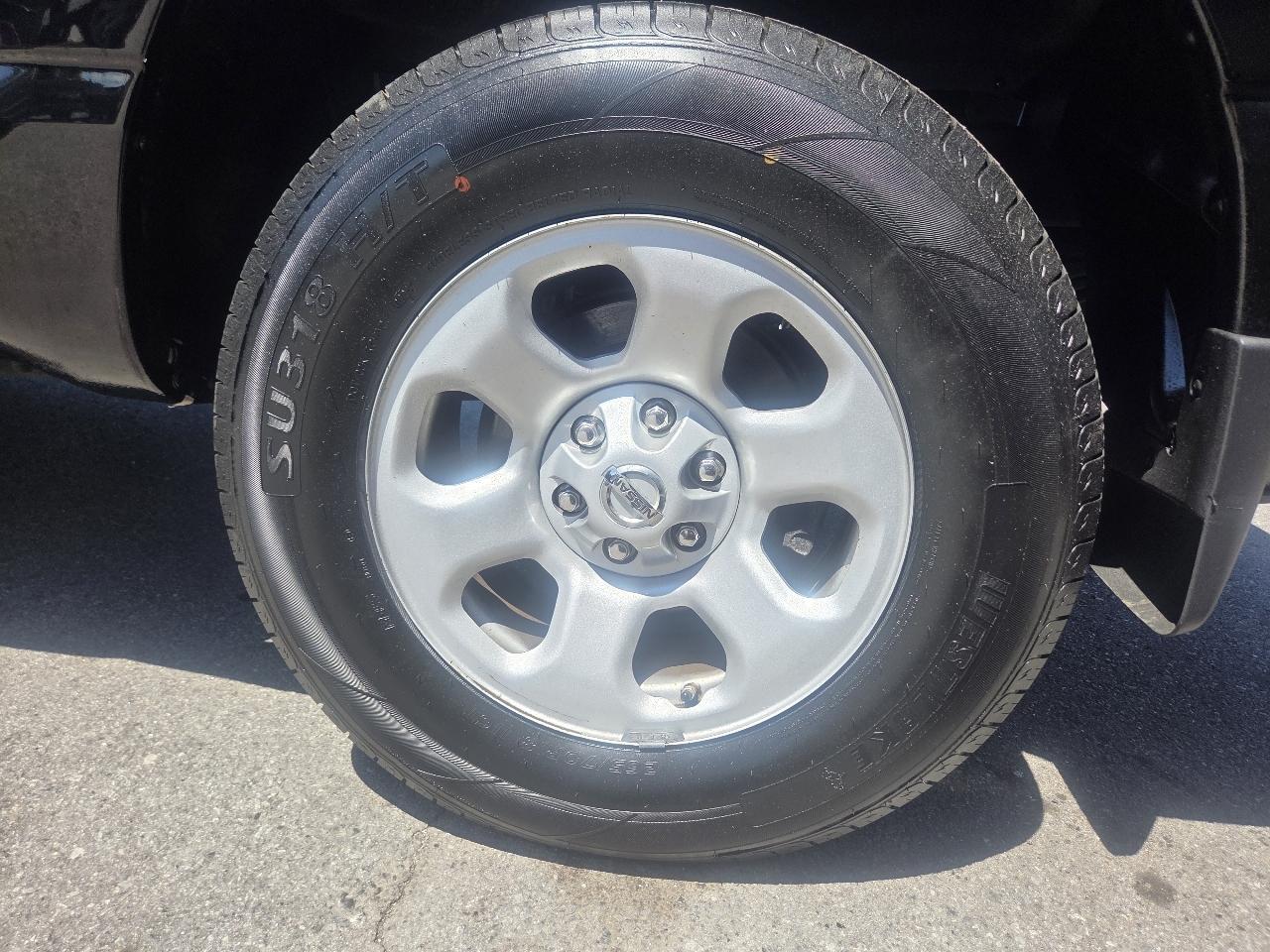 Nissan Titan S Crew Cab 4WD 2020