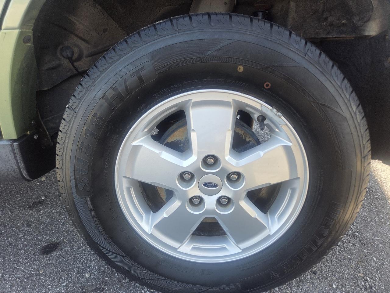Ford Escape XLS 2WD Manual 2008
