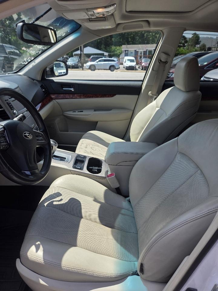 Subaru Outback 3.6R Limited 2012