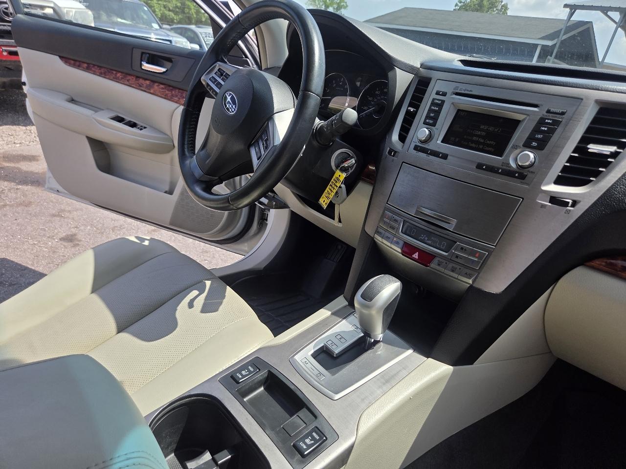Subaru Outback 3.6R Limited 2012