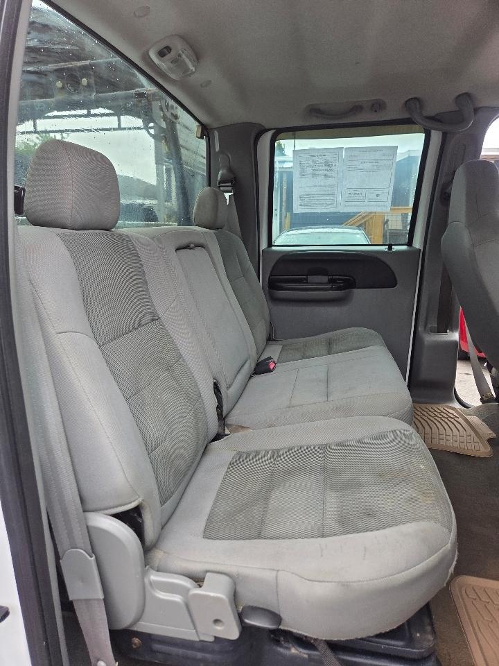 Ford F-250 SD XLT Crew Cab Long Bed 4WD 2005