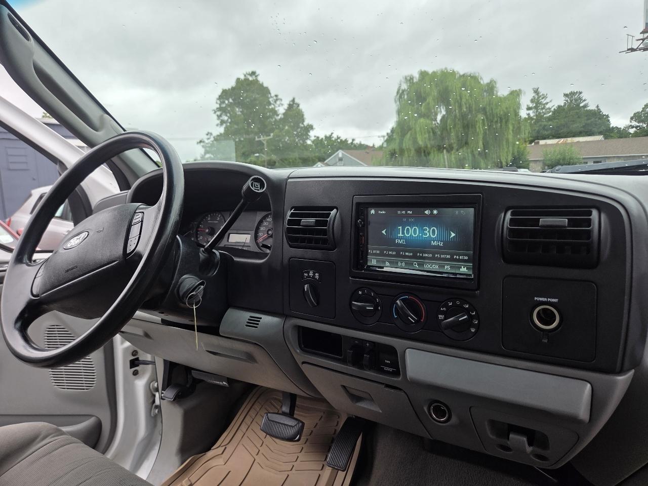 Ford F-250 SD XLT Crew Cab Long Bed 4WD 2005