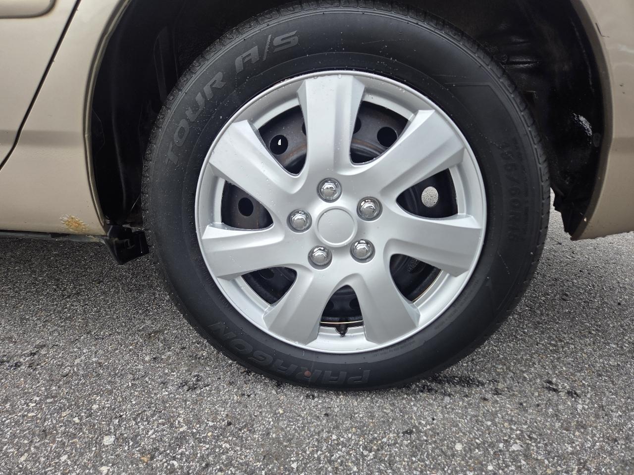 Toyota Corolla CE 2006