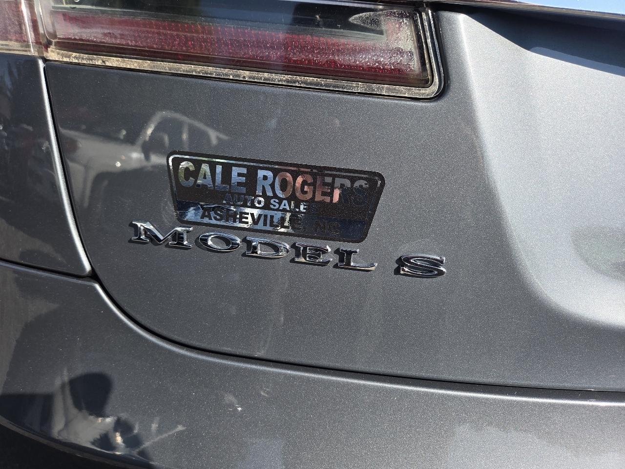Tesla Model S Signature Performance 2013
