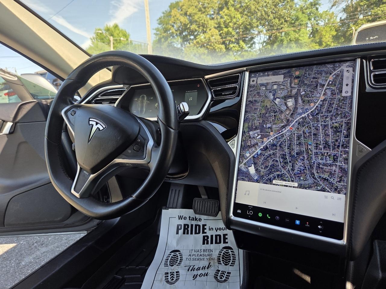 Tesla Model S Signature Performance 2013