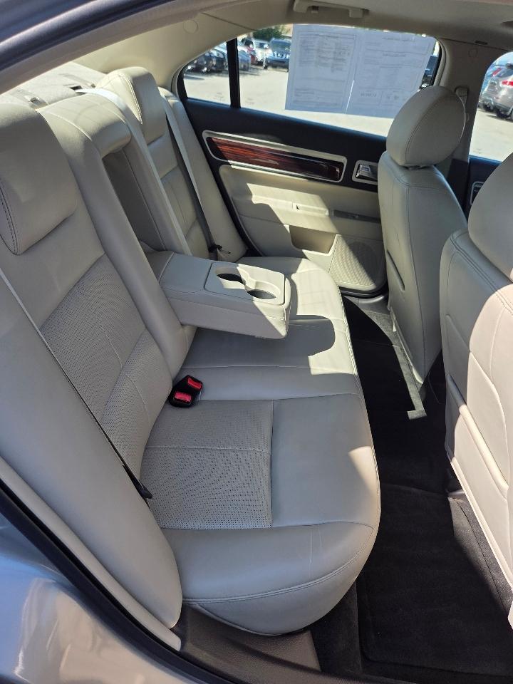 Lincoln MKZ FWD 2007