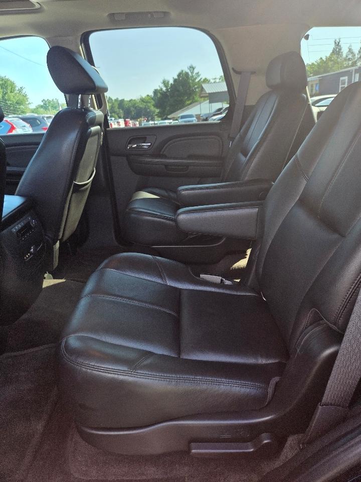 GMC Yukon Denali AWD 2008