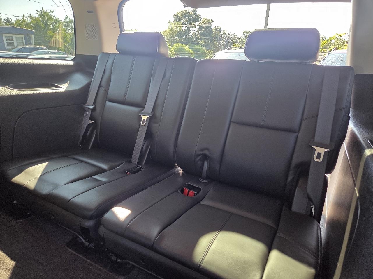 GMC Yukon Denali AWD 2008