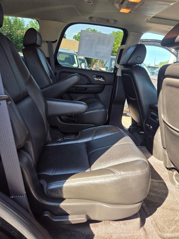 GMC Yukon Denali AWD 2008