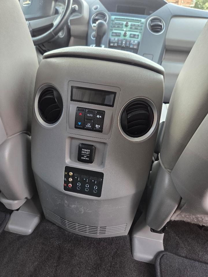 Honda Pilot EX-L 4WD 5-Spd AT with DVD 2010