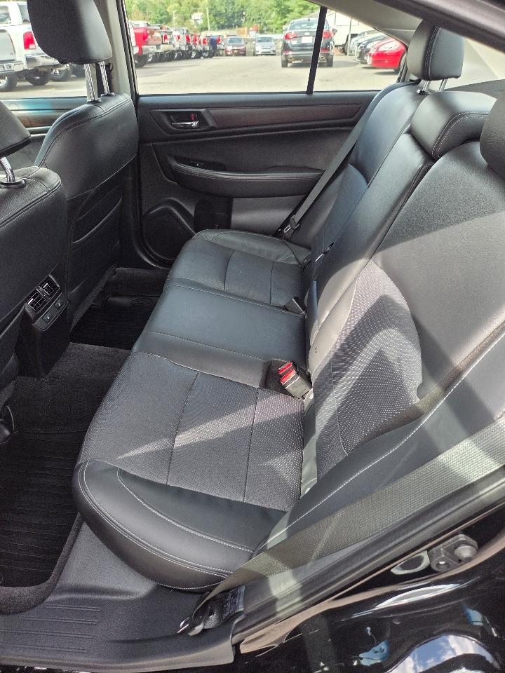 Subaru Legacy 2.5i Limited 2015