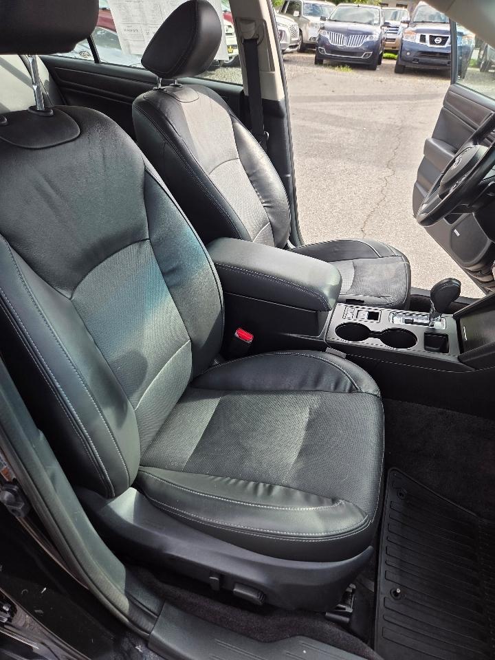 Subaru Legacy 2.5i Limited 2015