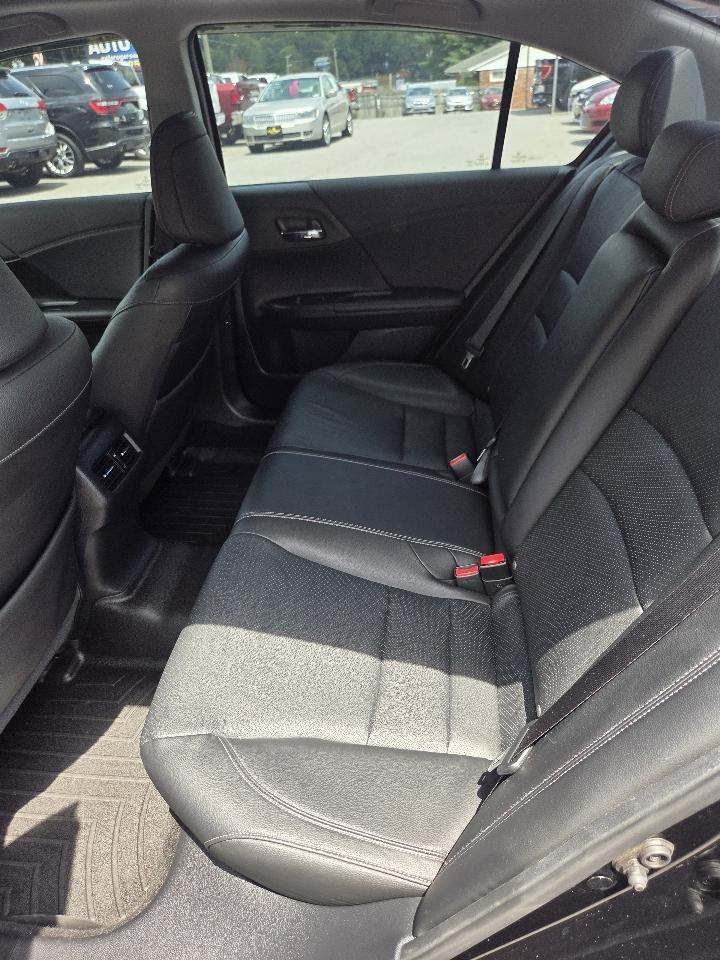 Honda Accord Touring V6 Sedan 6-Spd AT 2017