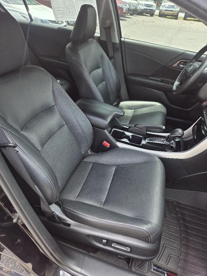 Honda Accord Touring V6 Sedan 6-Spd AT 2017