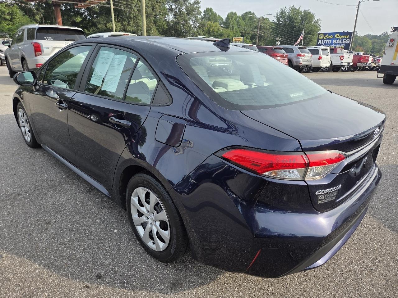 Toyota Corolla LE 2021