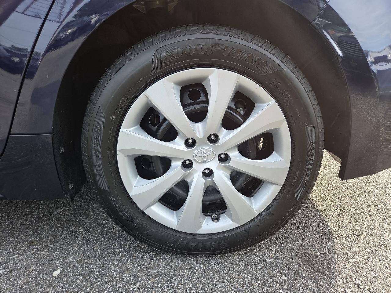 Toyota Corolla LE 2021