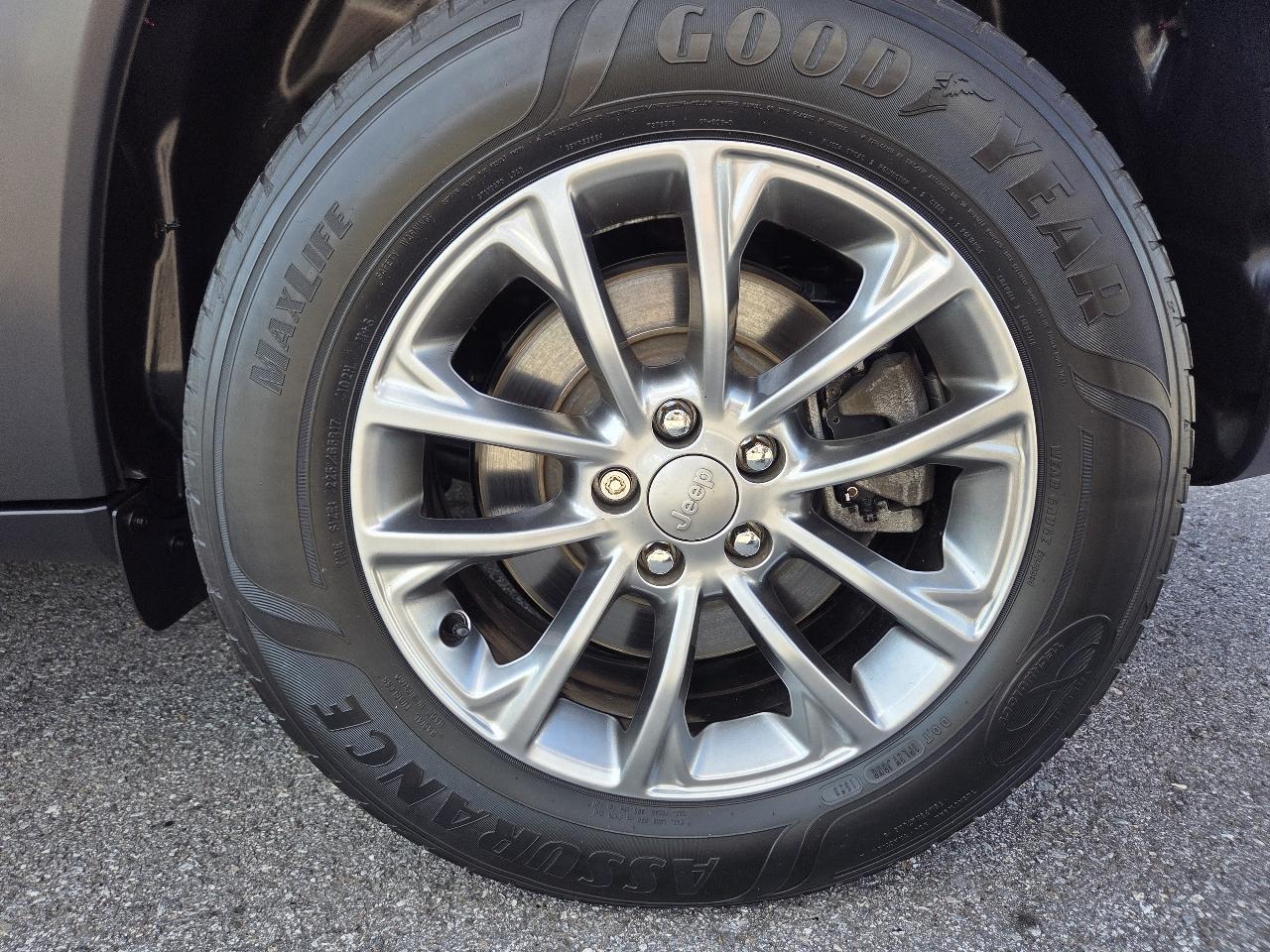 Jeep Cherokee Latitude Plus 4WD 2019