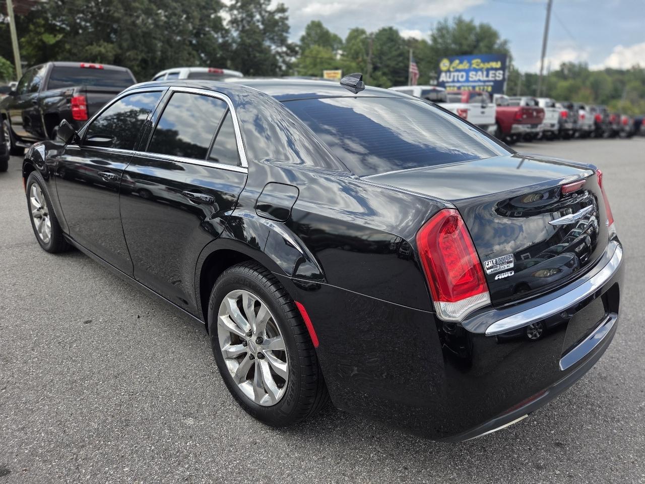 Chrysler 300 Limited AWD 2017