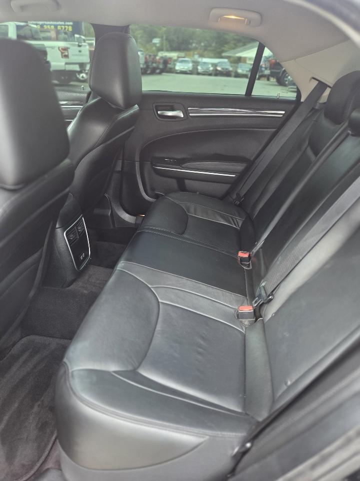 Chrysler 300 Limited AWD 2017