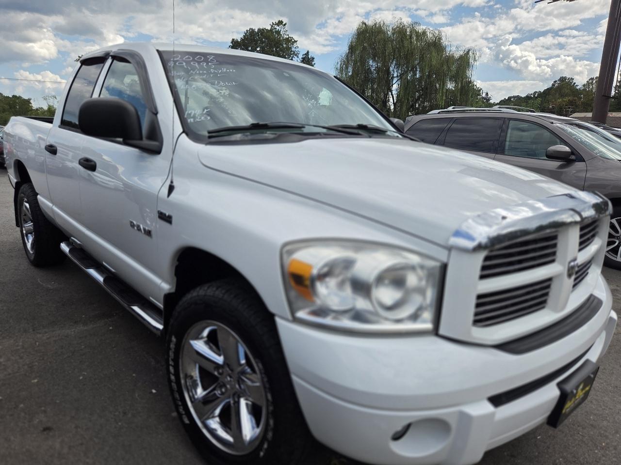 Dodge Ram 1500 4WD Quad Cab 140.5" SLT 2008