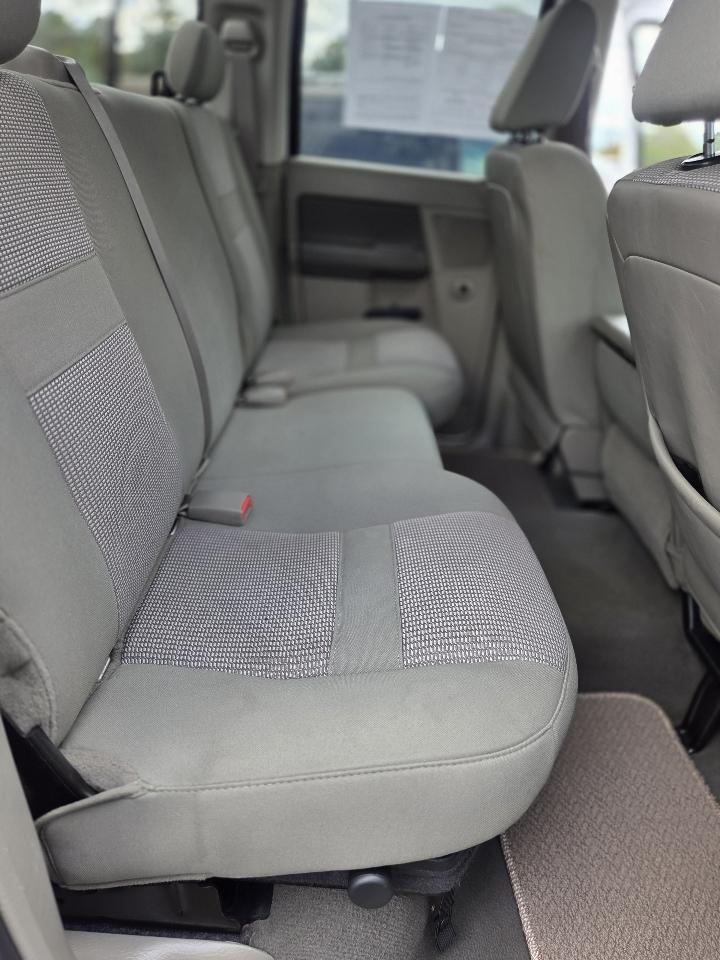 Dodge Ram 1500 4WD Quad Cab 140.5" SLT 2008