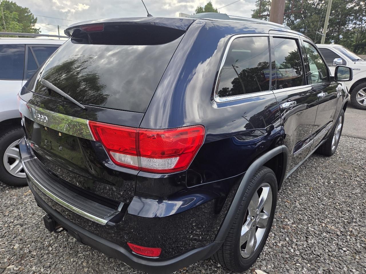 Jeep Grand Cherokee 4WD 4dr Overland 2011