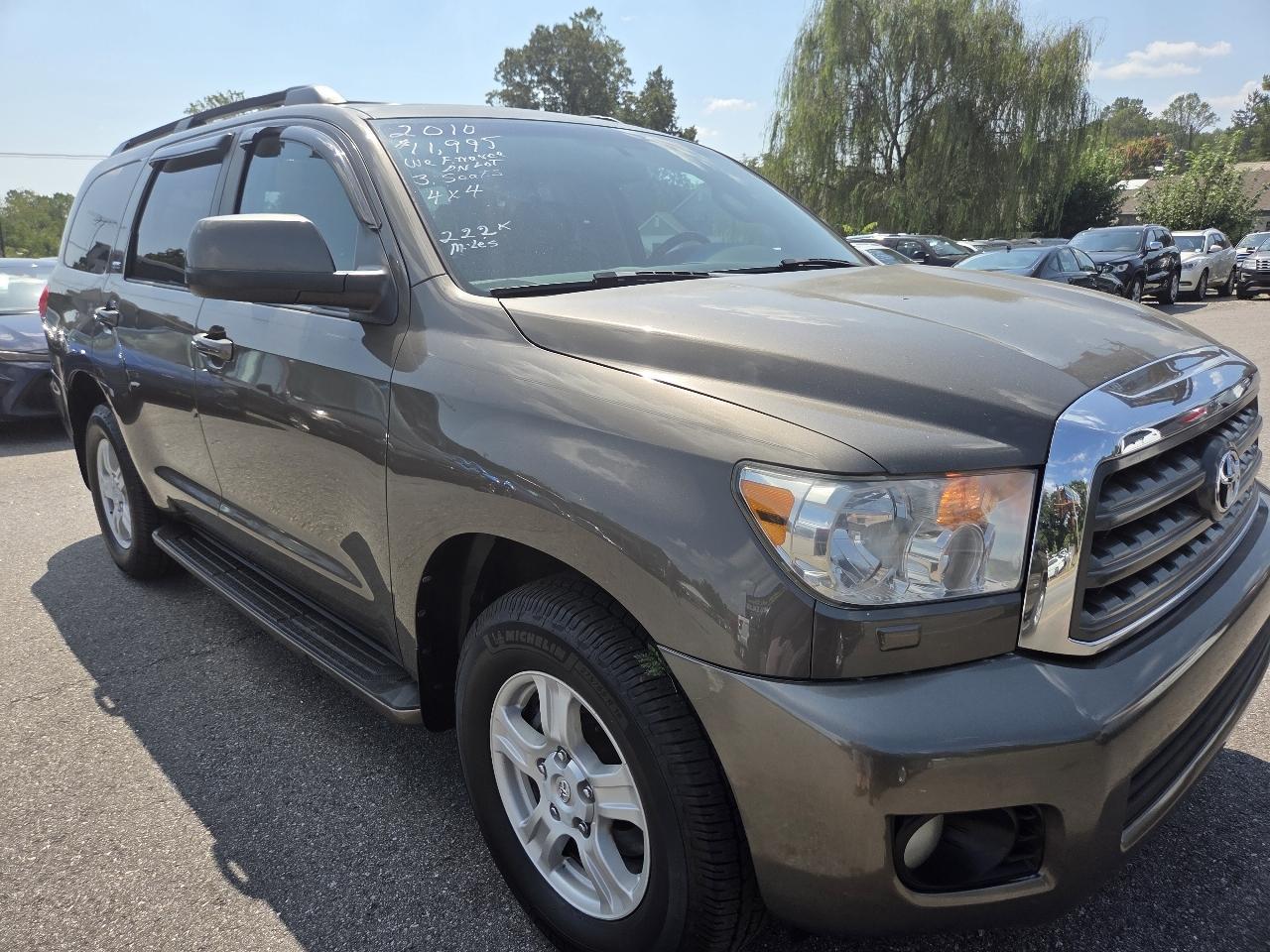 Toyota Sequoia 4WD LV8 6-Spd AT SR5 (Natl) 2010
