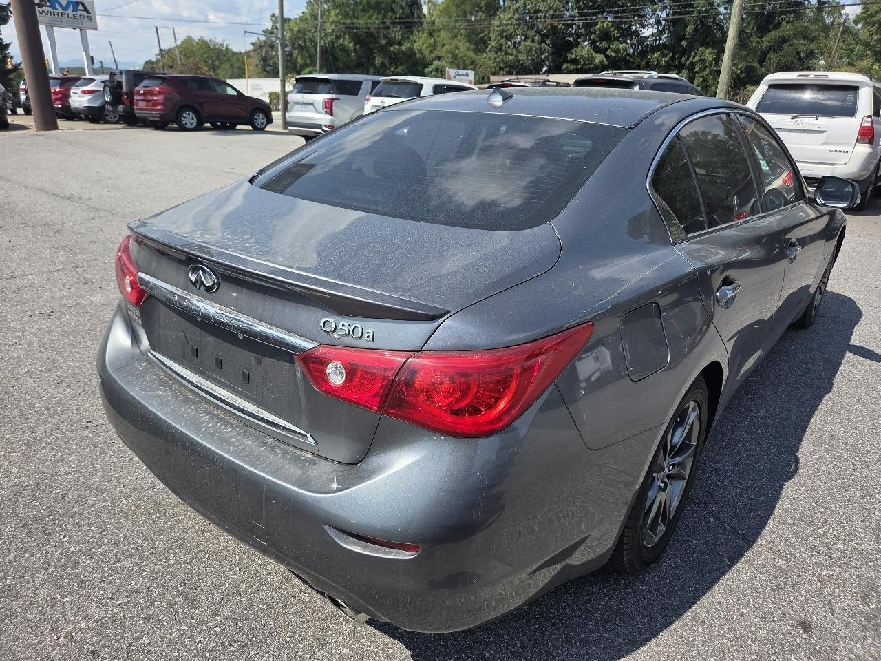 Infiniti Q50 4dr Sdn RWD 2015