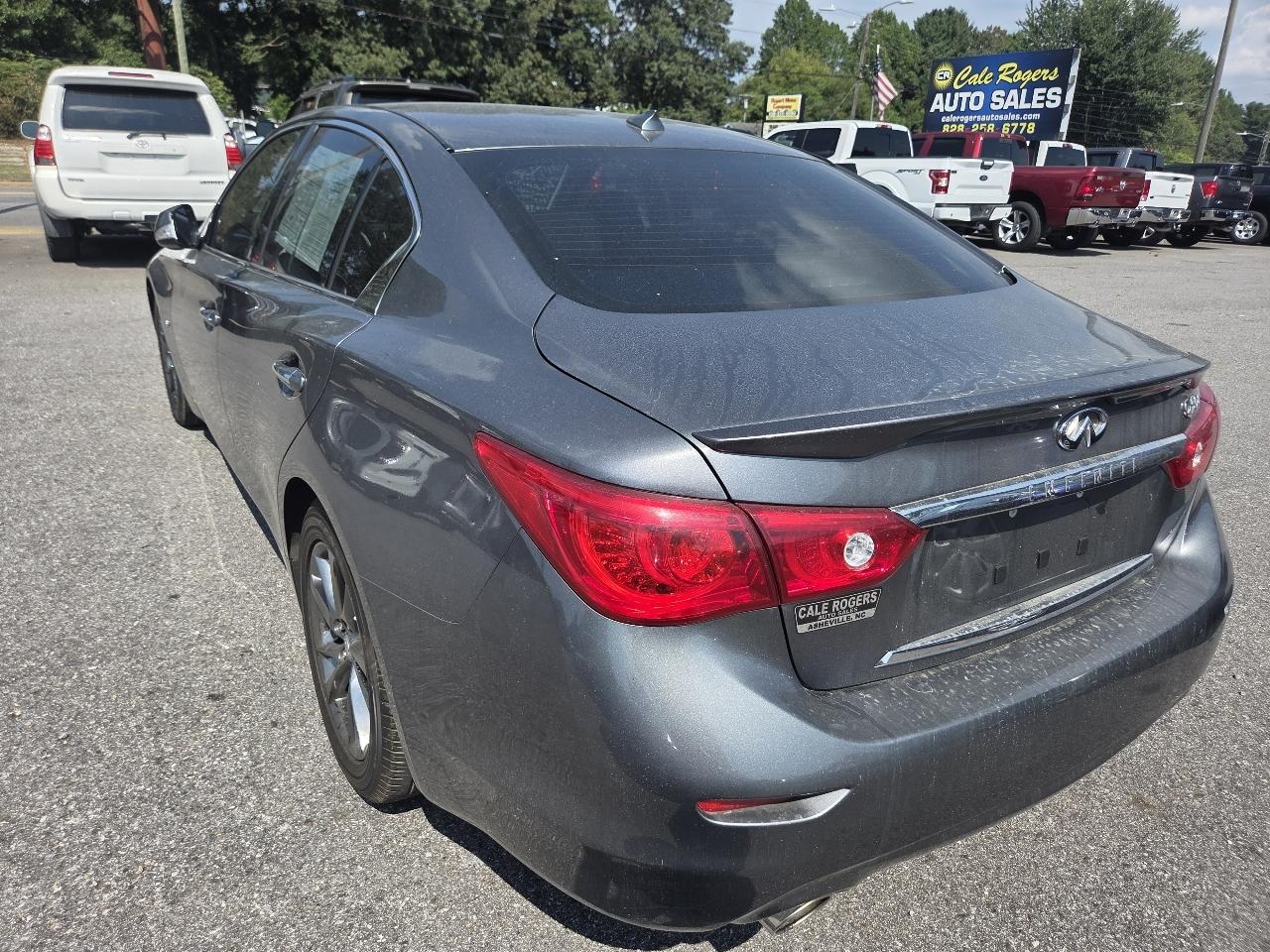 Infiniti Q50 4dr Sdn RWD 2015