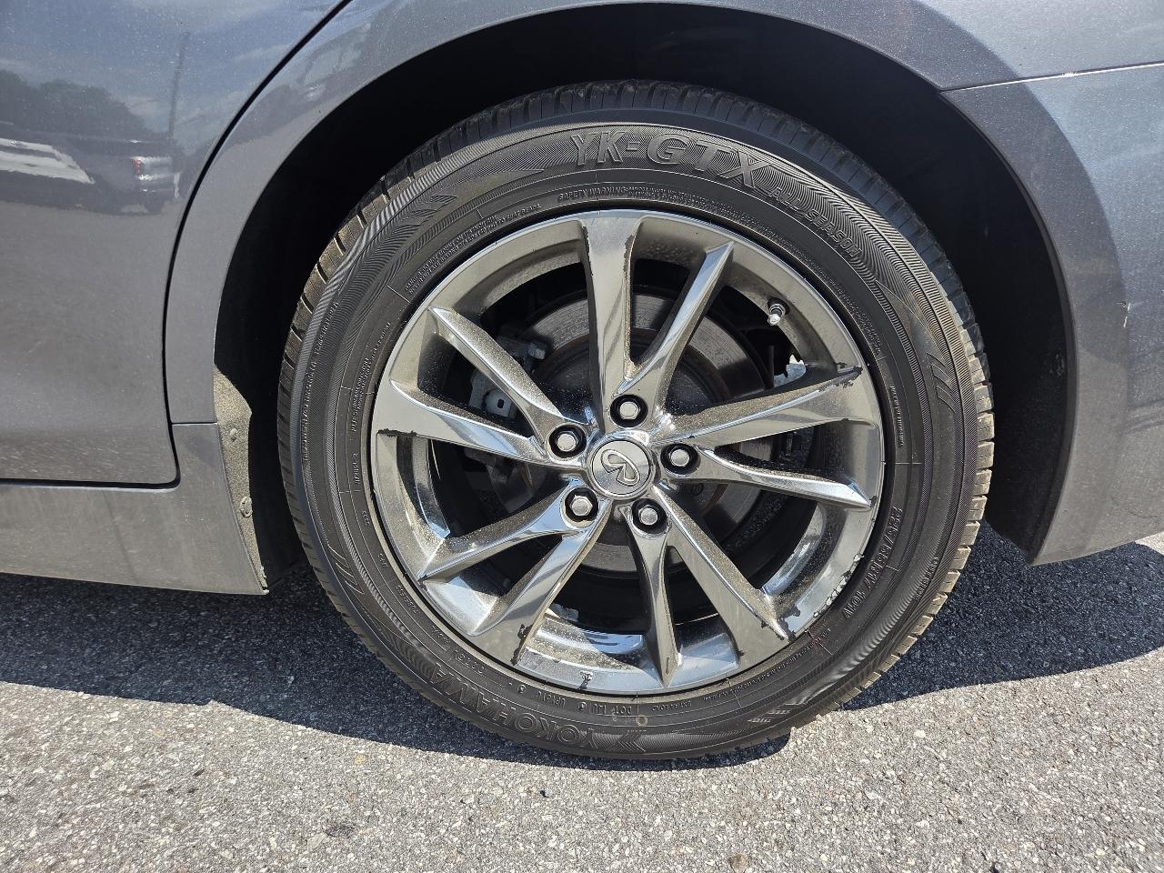 Infiniti Q50 4dr Sdn RWD 2015