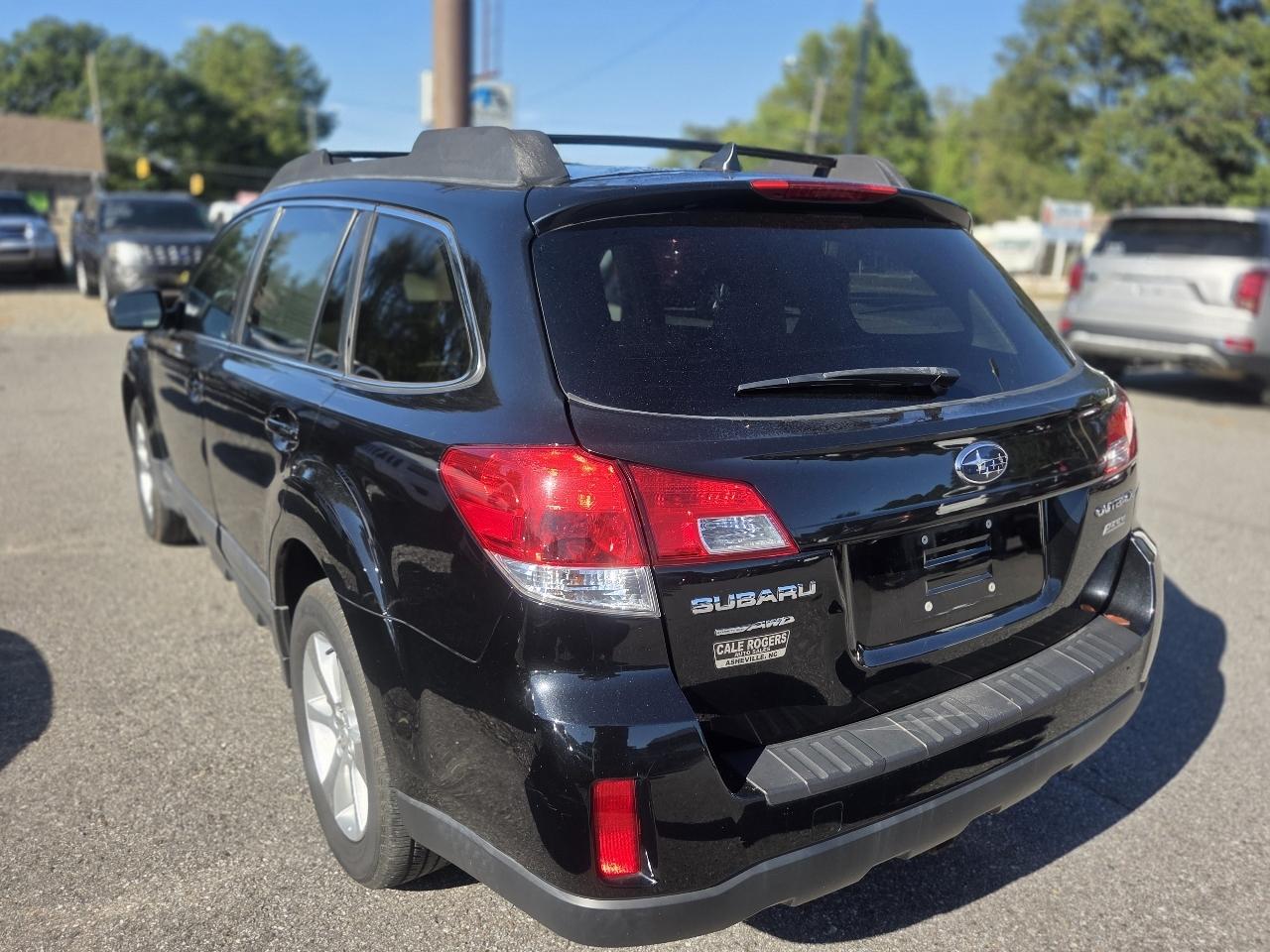 Subaru Outback 4dr Wgn H4 Auto 2.5i Limited 2014