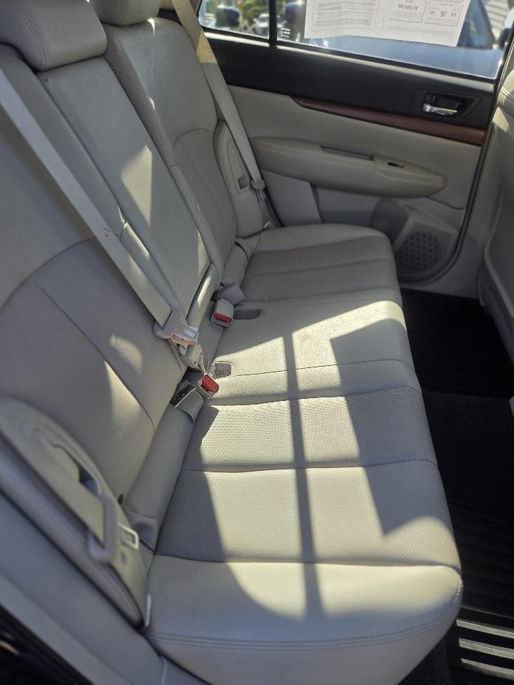 Subaru Outback 4dr Wgn H4 Auto 2.5i Limited 2014