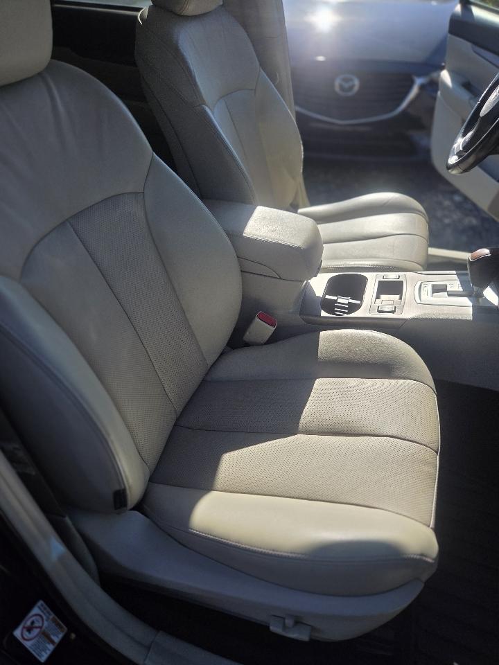 Subaru Outback 4dr Wgn H4 Auto 2.5i Limited 2014