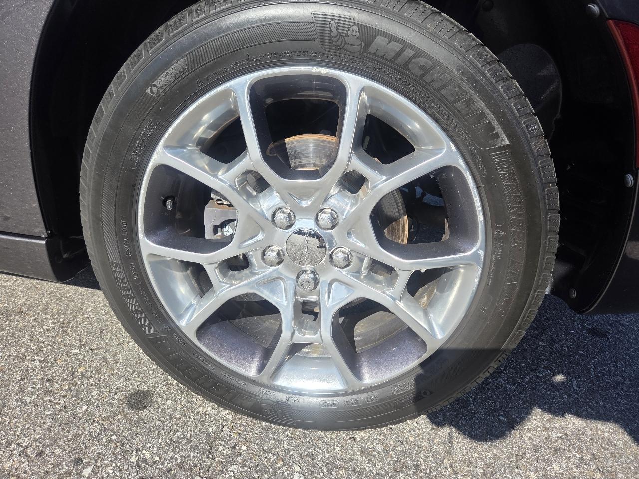 Dodge Charger 4dr Sdn SXT AWD 2015