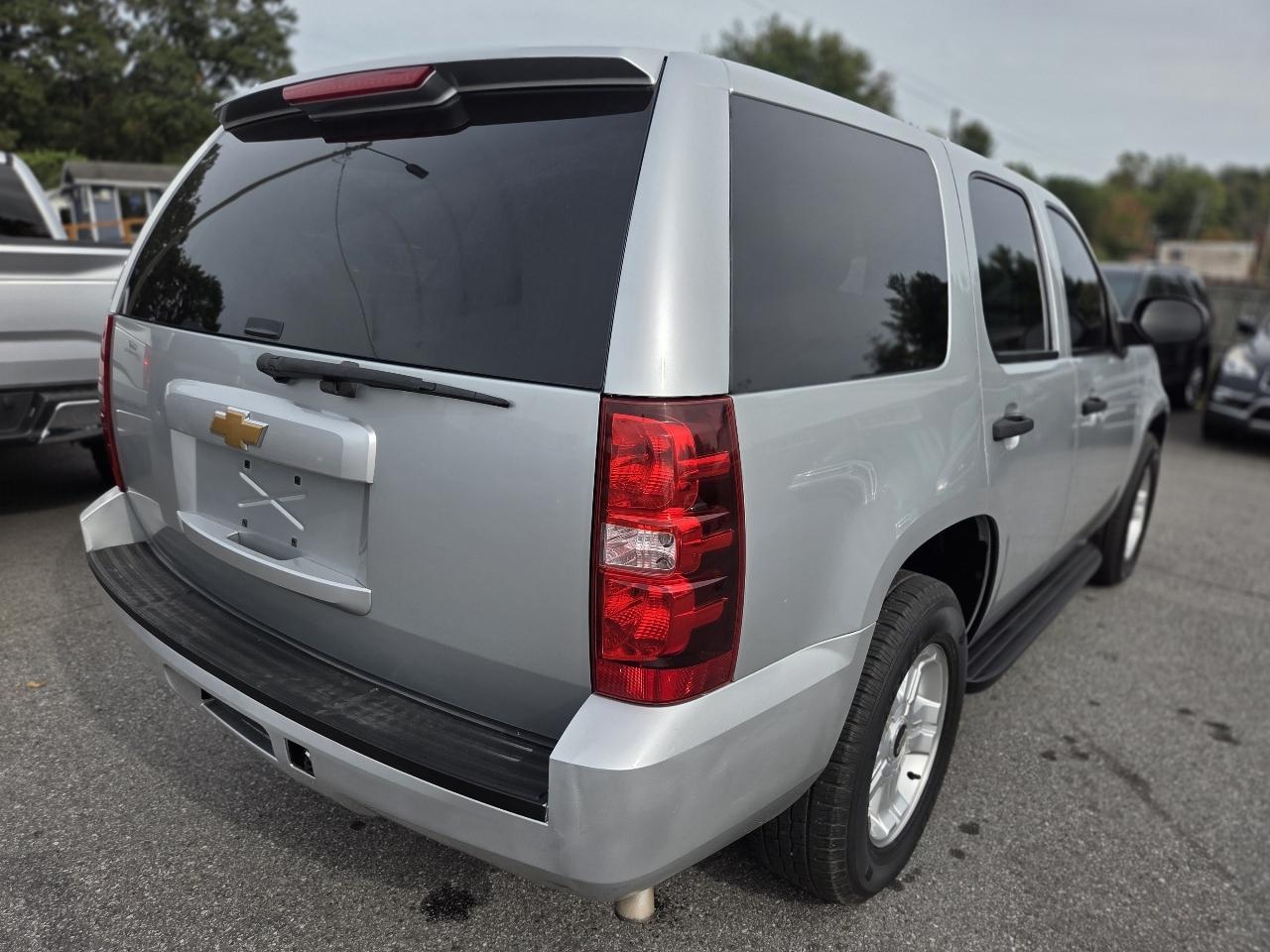 Chevrolet Tahoe 2WD 4dr 1500 Commercial 2012
